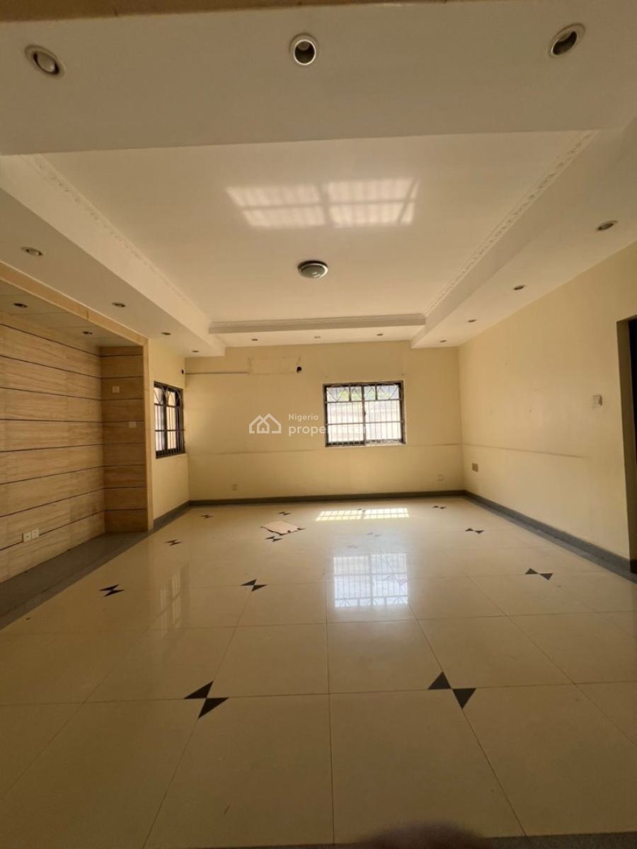 Ready to Move in 5 Bedrooms Duplex with Containerized Warehouse, Off Ademola Adetokunbo Crescent, Wuse 2, Abuja, Commercial Property for Rent