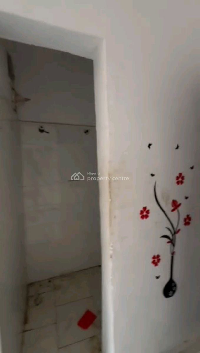 2 Units of Self Contain Apartment, Off Ibrahim Alli Street, Ladilak, Shomolu, Lagos, Self Contain (single Rooms) for Rent