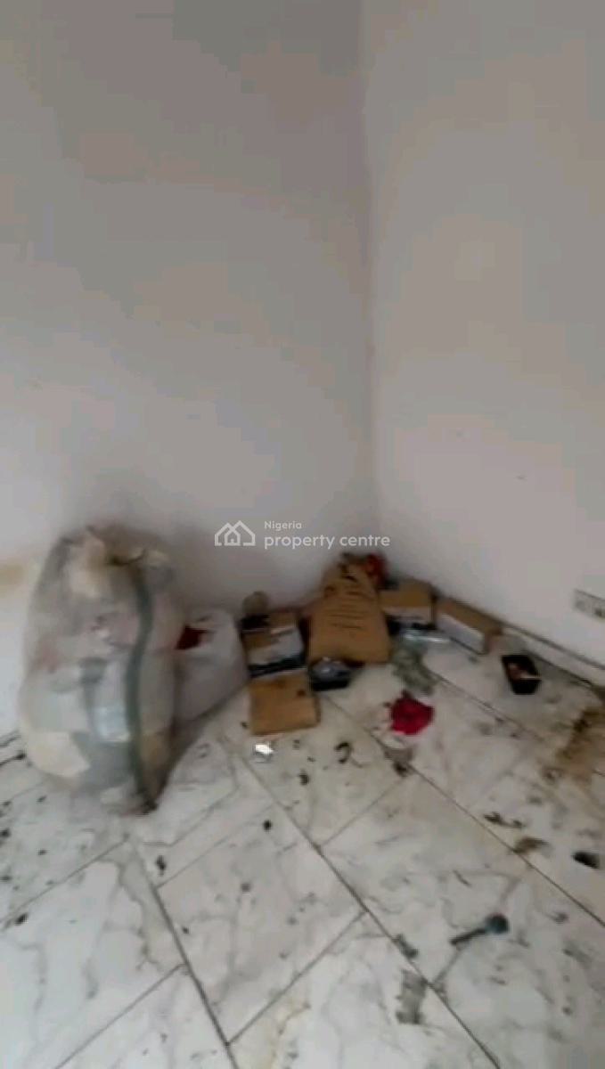 2 Units of Self Contain Apartment, Off Ibrahim Alli Street, Ladilak, Shomolu, Lagos, Self Contain (single Rooms) for Rent