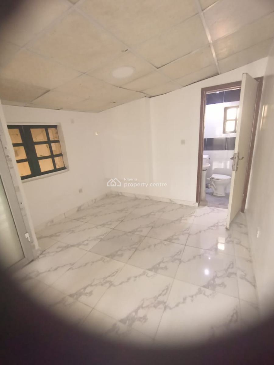 a Decent Mini Townhouse with 3 Rooms, Lekki Phase 1, Lekki, Lagos, Office Space for Rent