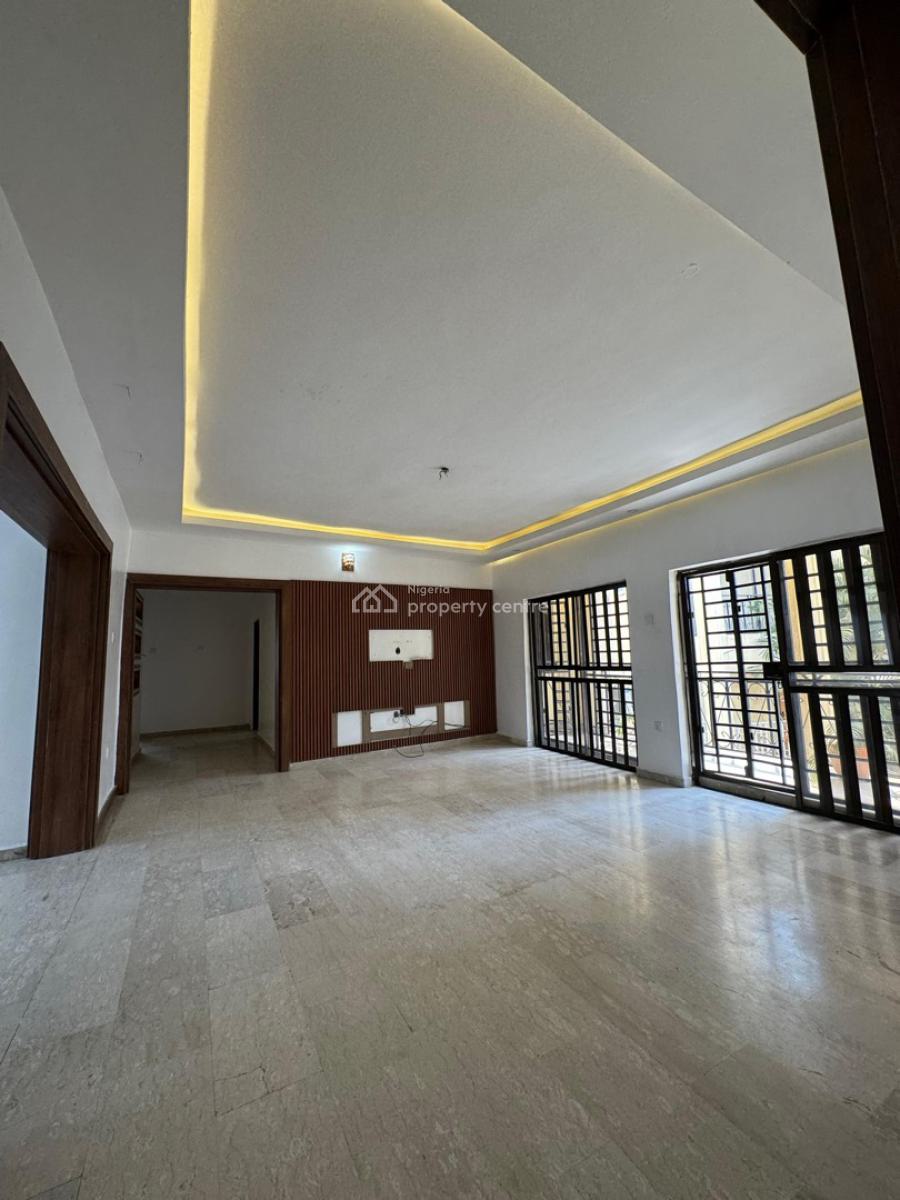 Luxurious 3 Bedrooms Spacious Apartment, Inside a Gated Community, Maitama District, Abuja, Flat / Apartment for Rent