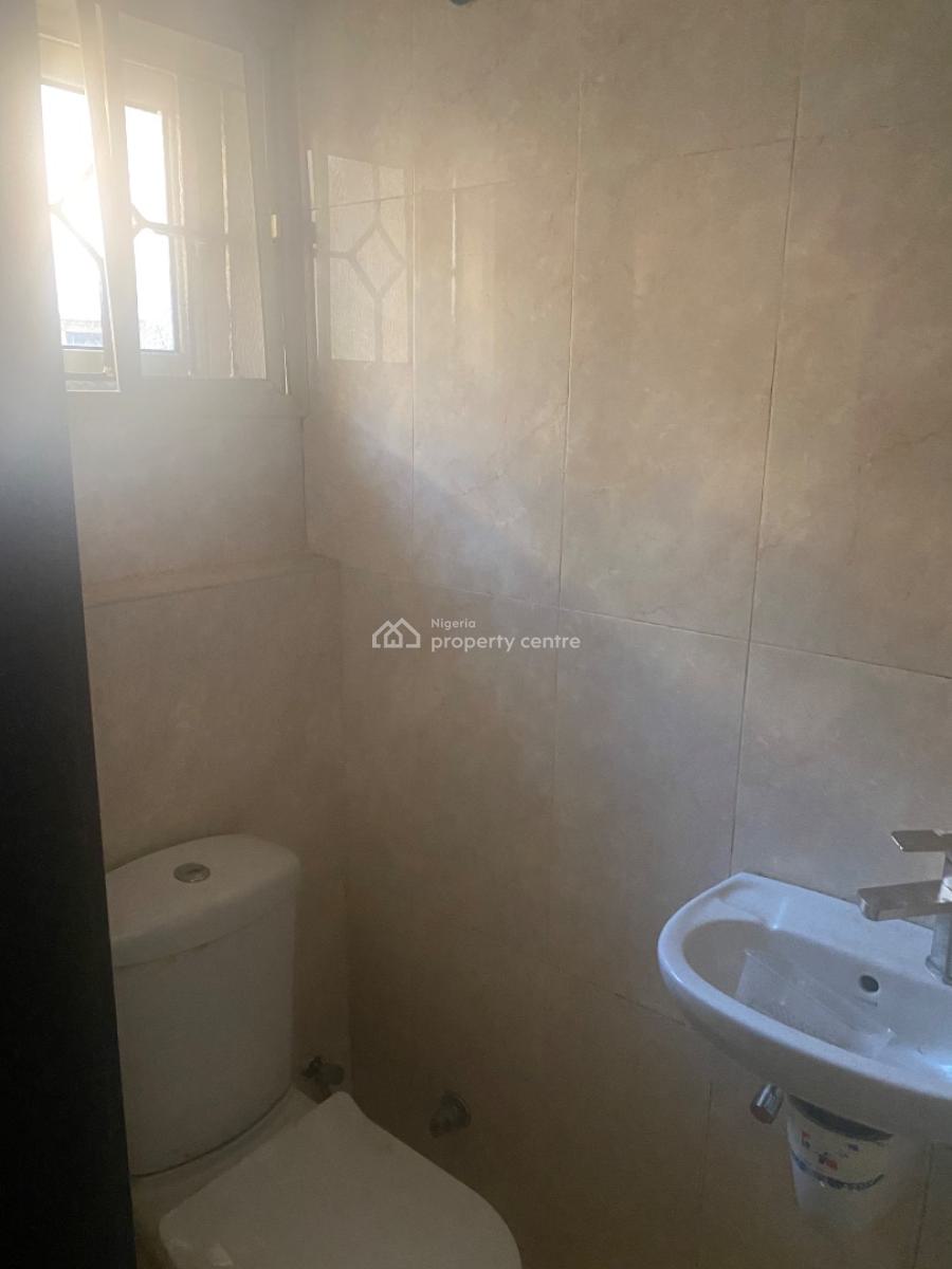 a Luxury 4 Bedroom Duplex with 2 Bedrooms Bq, Olaleye New Town, Iponri, Surulere, Lagos, Terraced Duplex for Sale