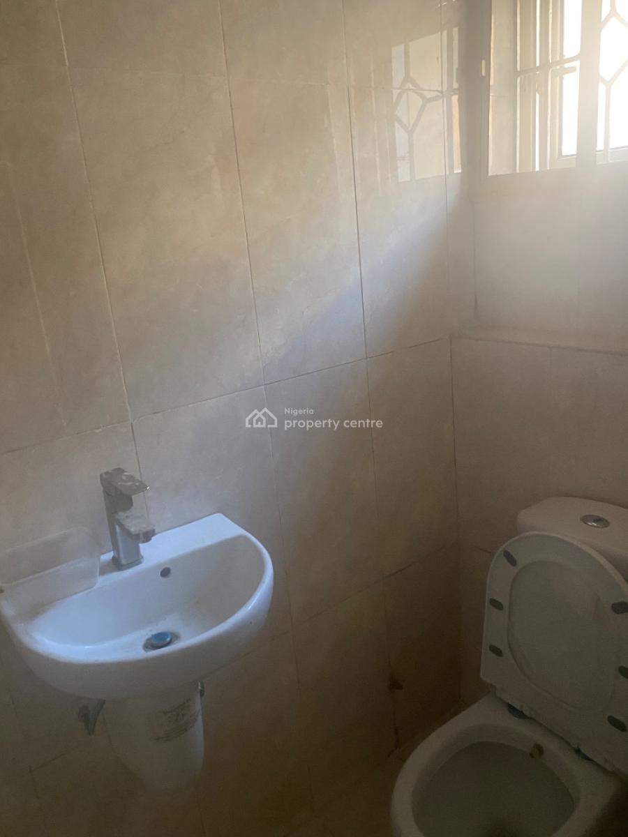 a Luxury 4 Bedroom Duplex with 2 Bedrooms Bq, Olaleye New Town, Iponri, Surulere, Lagos, Terraced Duplex for Sale