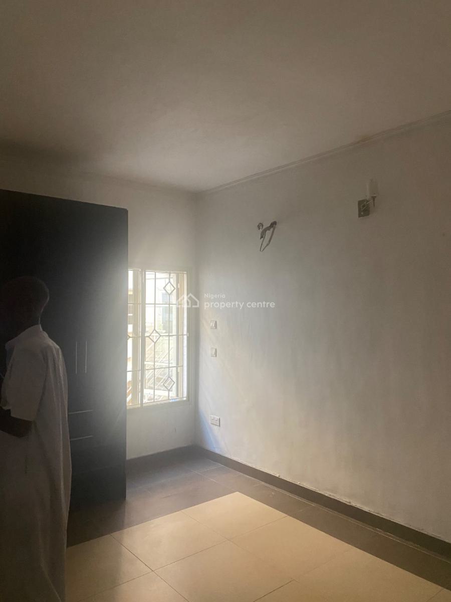 a Luxury 4 Bedroom Duplex with 2 Bedrooms Bq, Olaleye New Town, Iponri, Surulere, Lagos, Terraced Duplex for Sale