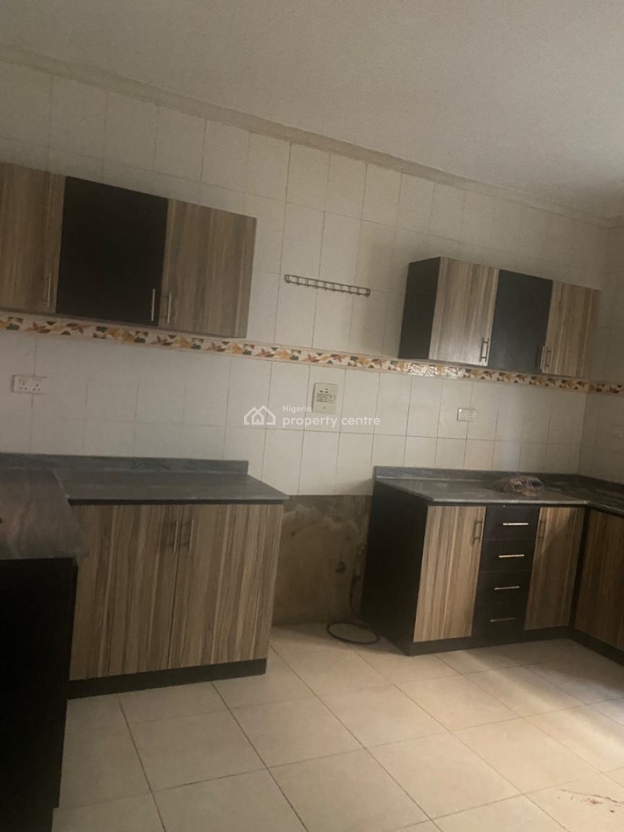 a Luxury 4 Bedroom Duplex with 2 Bedrooms Bq, Olaleye New Town, Iponri, Surulere, Lagos, Terraced Duplex for Sale