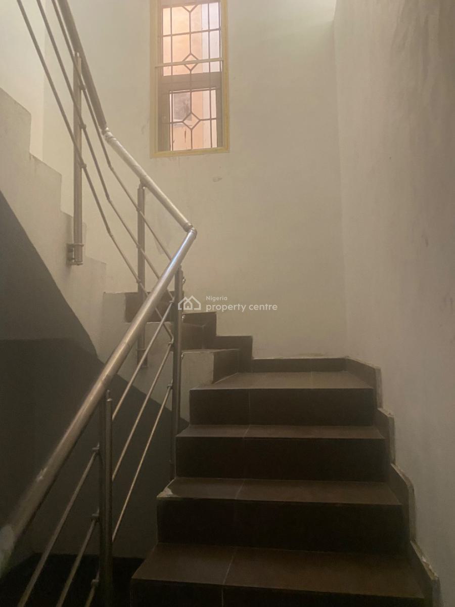 a Luxury 4 Bedroom Duplex with 2 Bedrooms Bq, Olaleye New Town, Iponri, Surulere, Lagos, Terraced Duplex for Sale