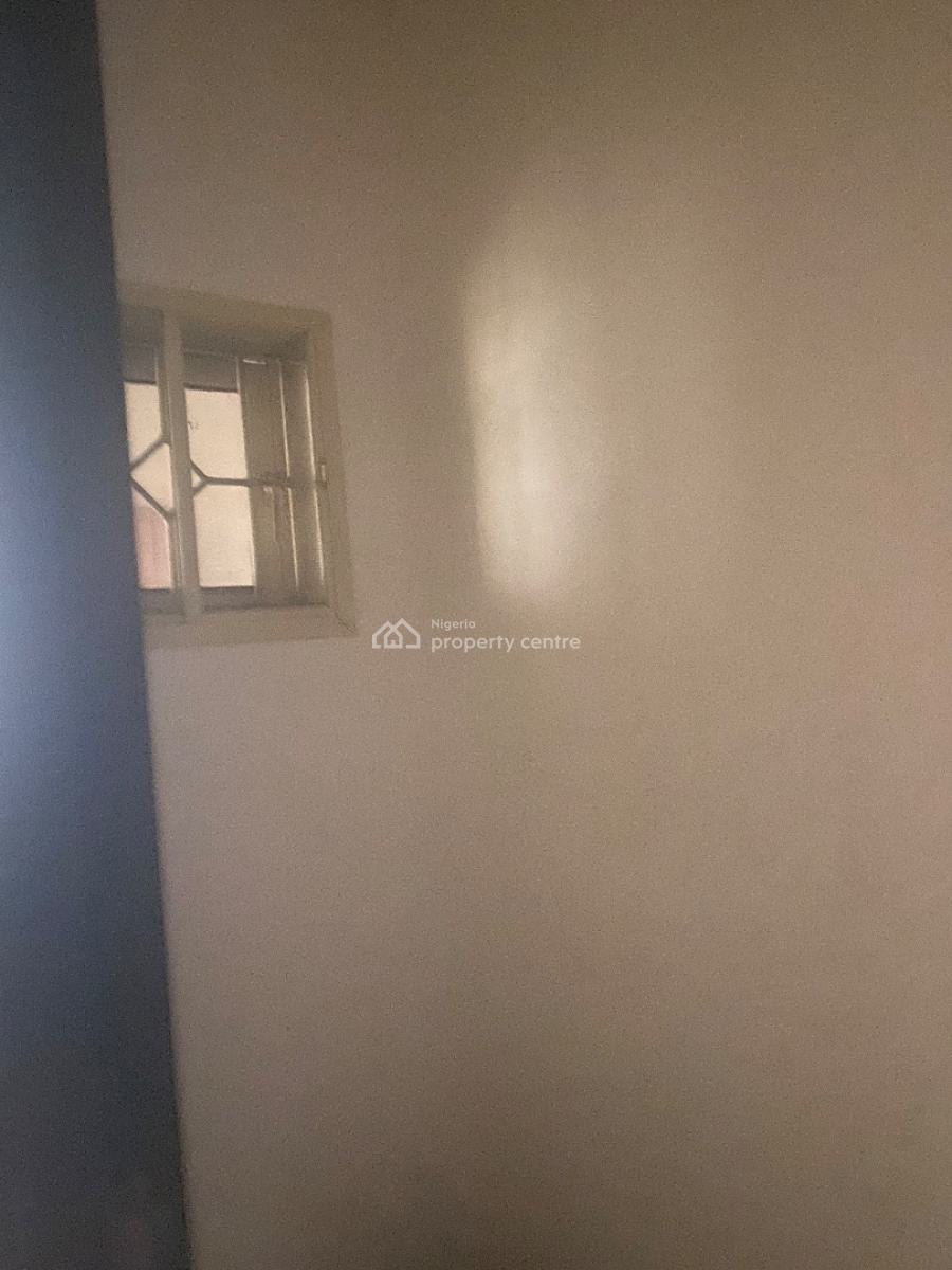 a Luxury 4 Bedroom Duplex with 2 Bedrooms Bq, Olaleye New Town, Iponri, Surulere, Lagos, Terraced Duplex for Sale