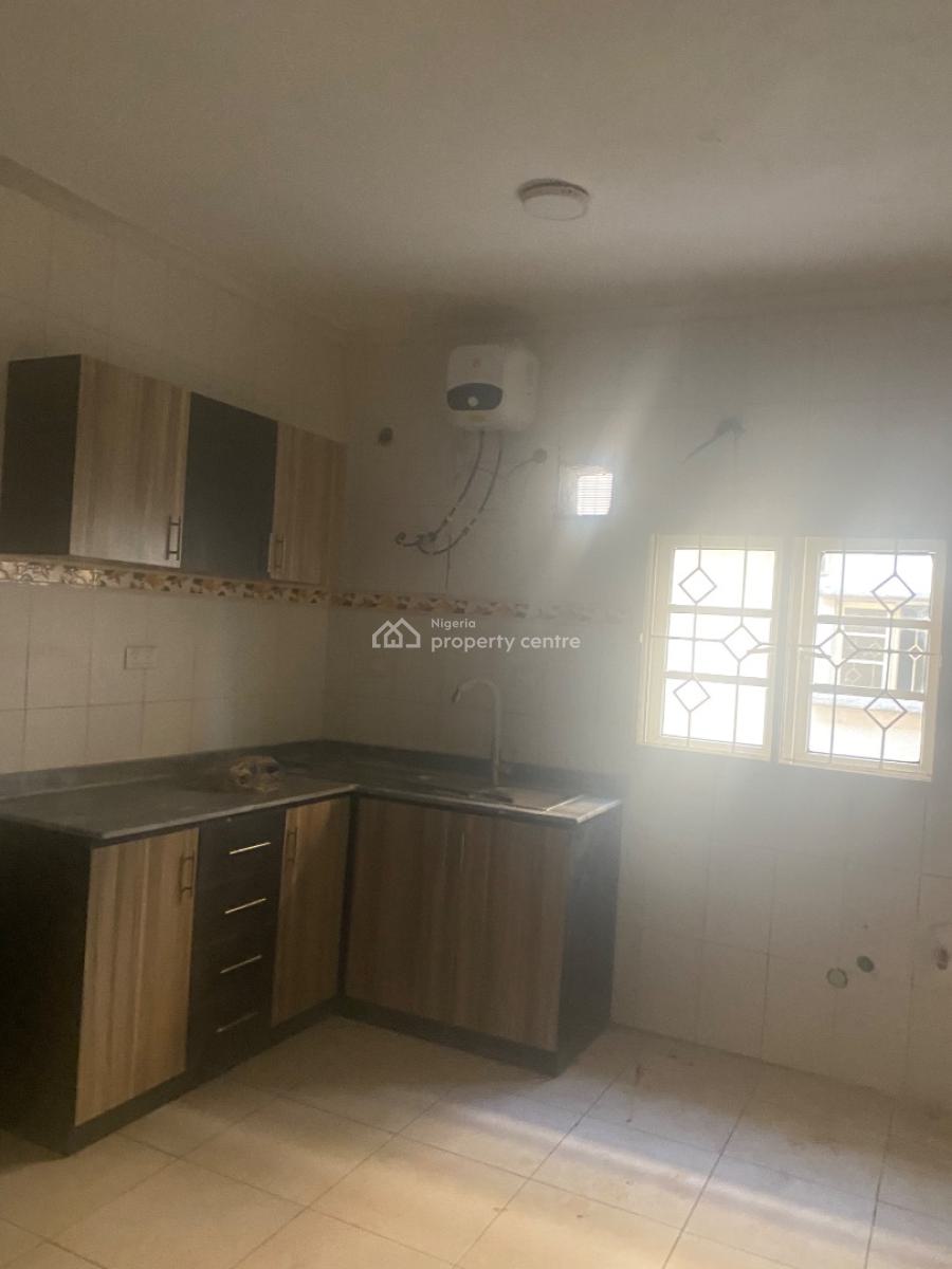 a Luxury 4 Bedroom Duplex with 2 Bedrooms Bq, Olaleye New Town, Iponri, Surulere, Lagos, Terraced Duplex for Sale