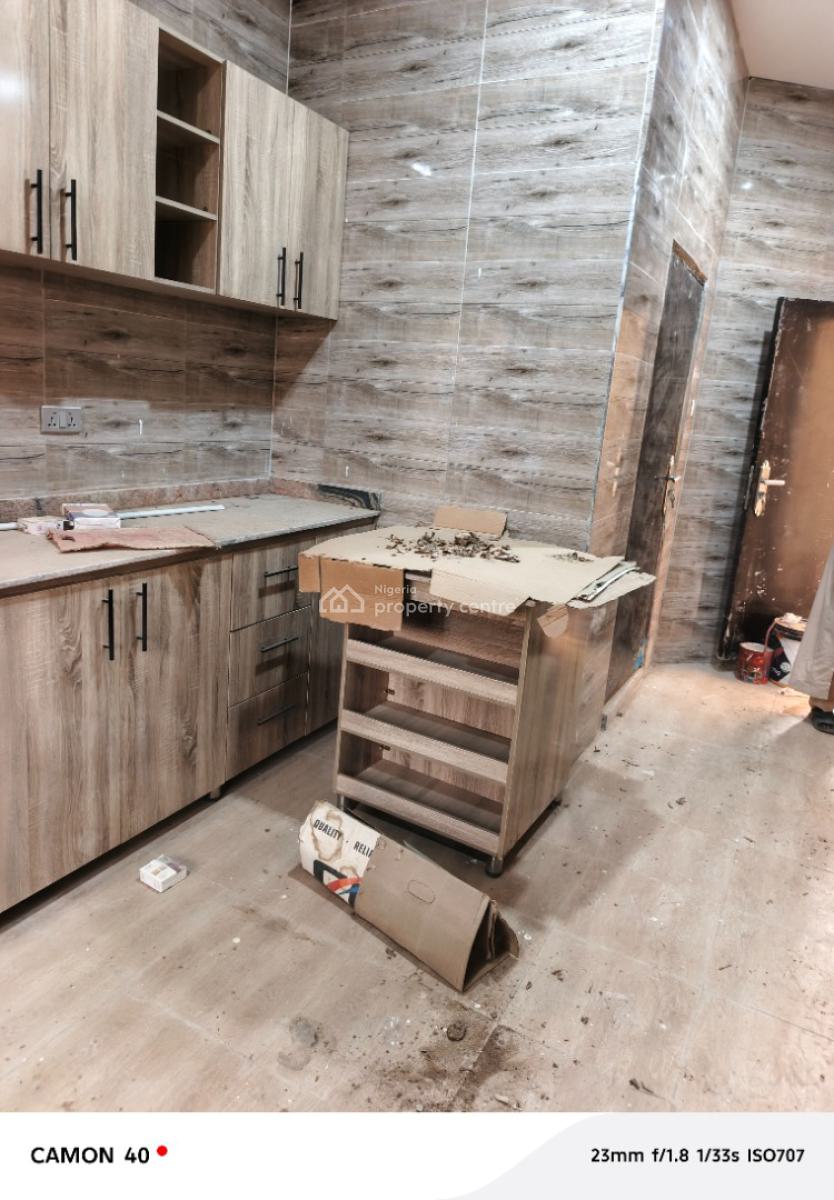 Spacious 2 Bedroom Flat with Bq, Idu Industrial, Abuja, Flat / Apartment for Rent