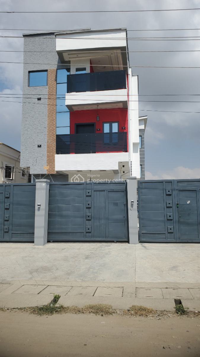 1 Unit of 6 Bedroom Duplex, 2 Unit 2 Bedroom Apartment, Lekki Phase 2, Lekki, Lagos, Detached Duplex for Sale