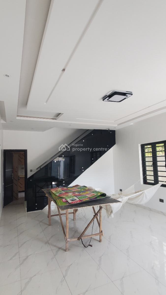 1 Unit of 6 Bedroom Duplex, 2 Unit 2 Bedroom Apartment, Lekki Phase 2, Lekki, Lagos, Detached Duplex for Sale