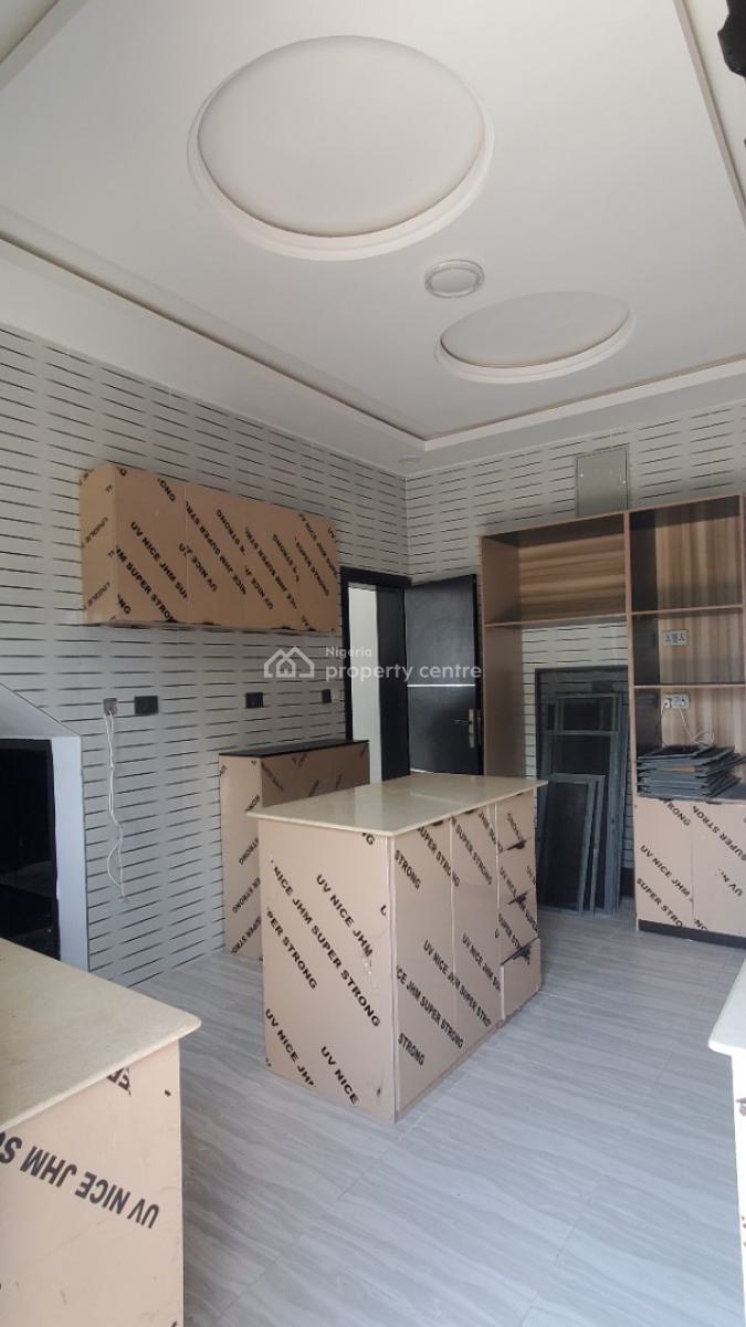 1 Unit of 6 Bedroom Duplex, 2 Unit 2 Bedroom Apartment, Lekki Phase 2, Lekki, Lagos, Detached Duplex for Sale