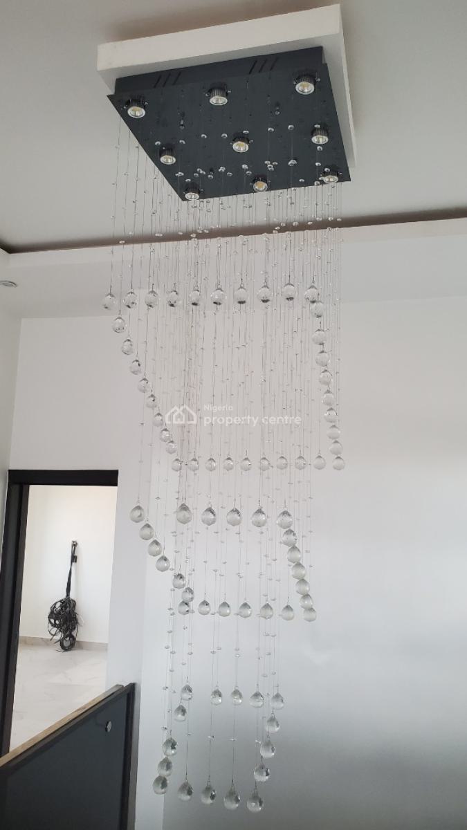 1 Unit of 6 Bedroom Duplex, 2 Unit 2 Bedroom Apartment, Lekki Phase 2, Lekki, Lagos, Detached Duplex for Sale