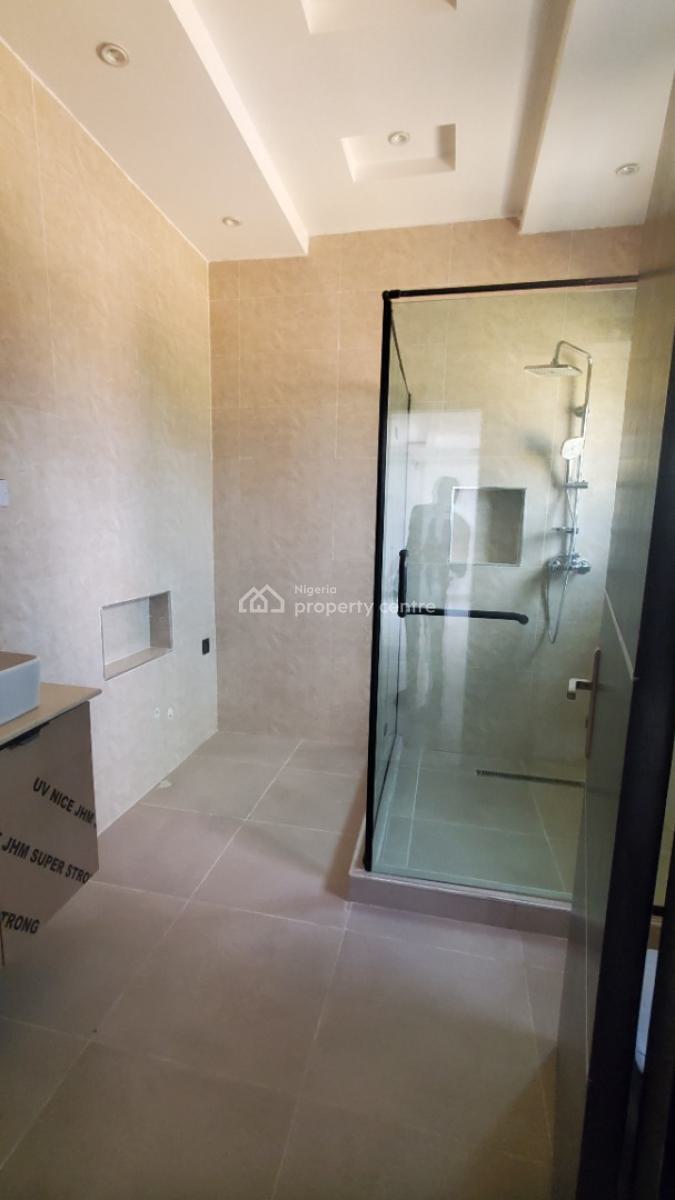 1 Unit of 6 Bedroom Duplex, 2 Unit 2 Bedroom Apartment, Lekki Phase 2, Lekki, Lagos, Detached Duplex for Sale