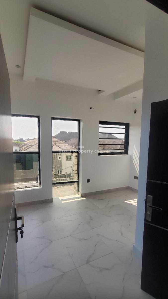 1 Unit of 6 Bedroom Duplex, 2 Unit 2 Bedroom Apartment, Lekki Phase 2, Lekki, Lagos, Detached Duplex for Sale