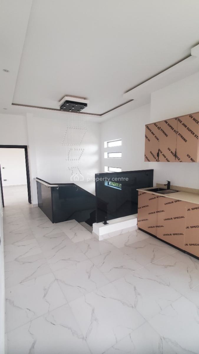 1 Unit of 6 Bedroom Duplex, 2 Unit 2 Bedroom Apartment, Lekki Phase 2, Lekki, Lagos, Detached Duplex for Sale