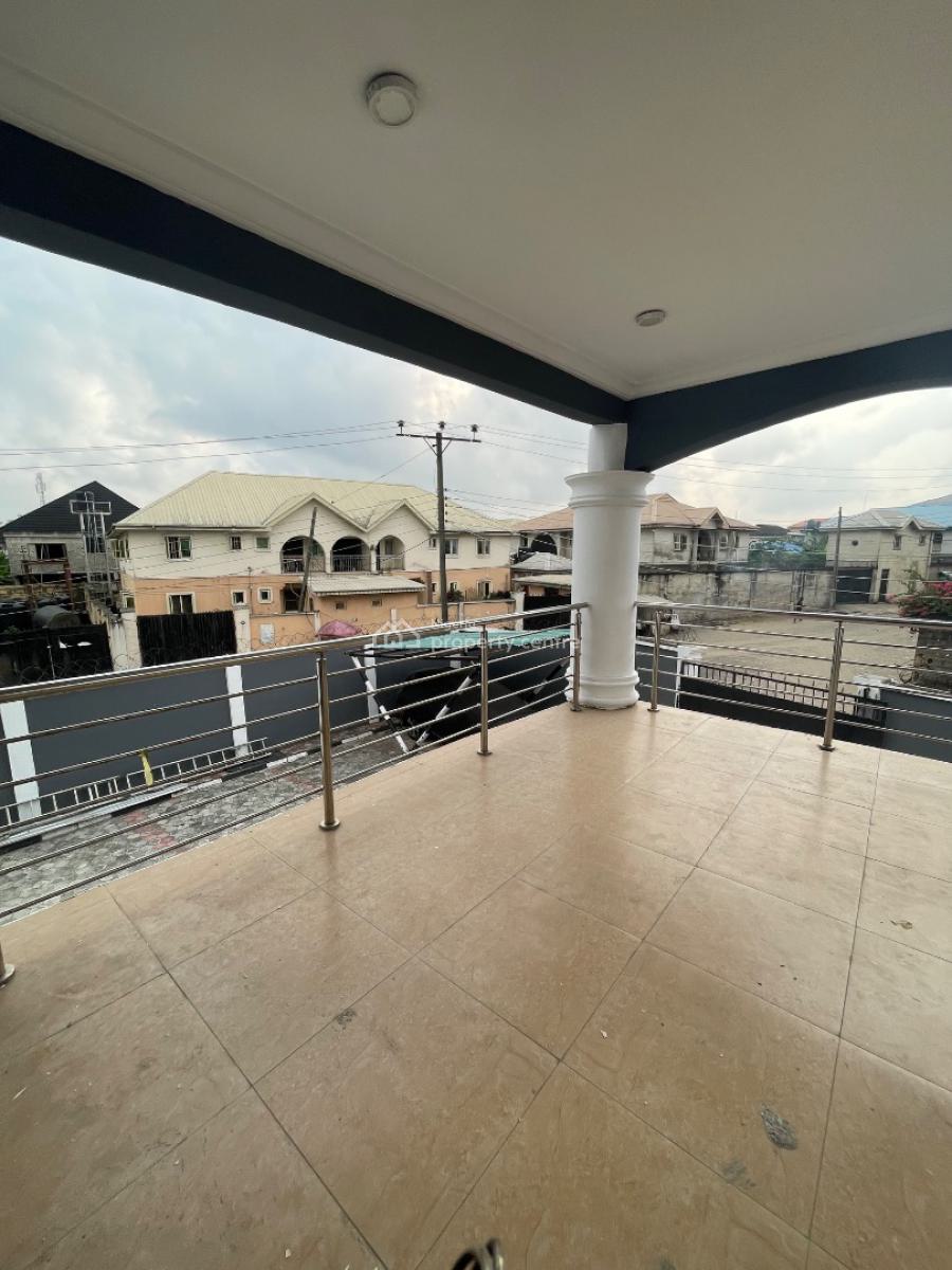 Very Nice Spacious 2 Bedroom Flat, Upstairs, Balogun Estate, Sangotedo, Ajah, Lagos, Flat / Apartment for Rent