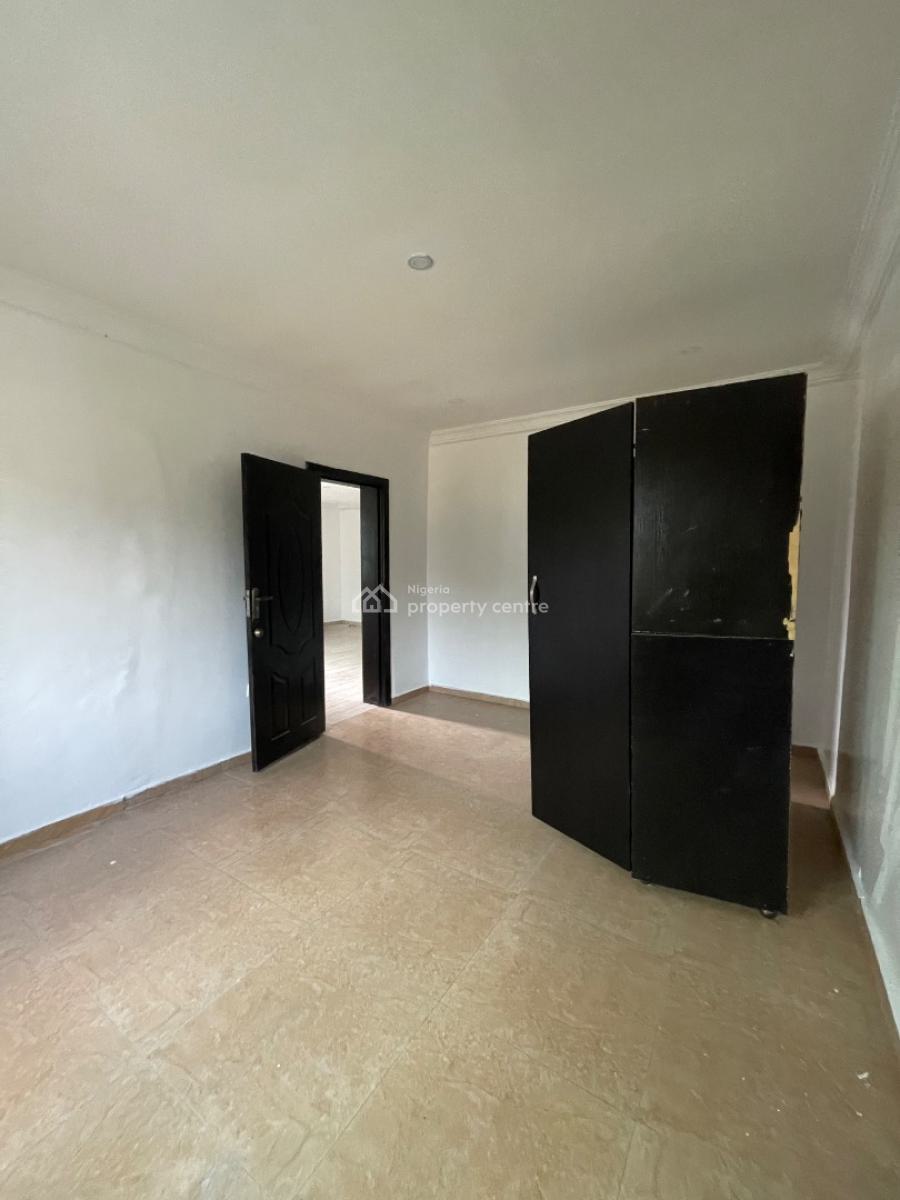 Very Nice Spacious 2 Bedroom Flat, Upstairs, Balogun Estate, Sangotedo, Ajah, Lagos, Flat / Apartment for Rent