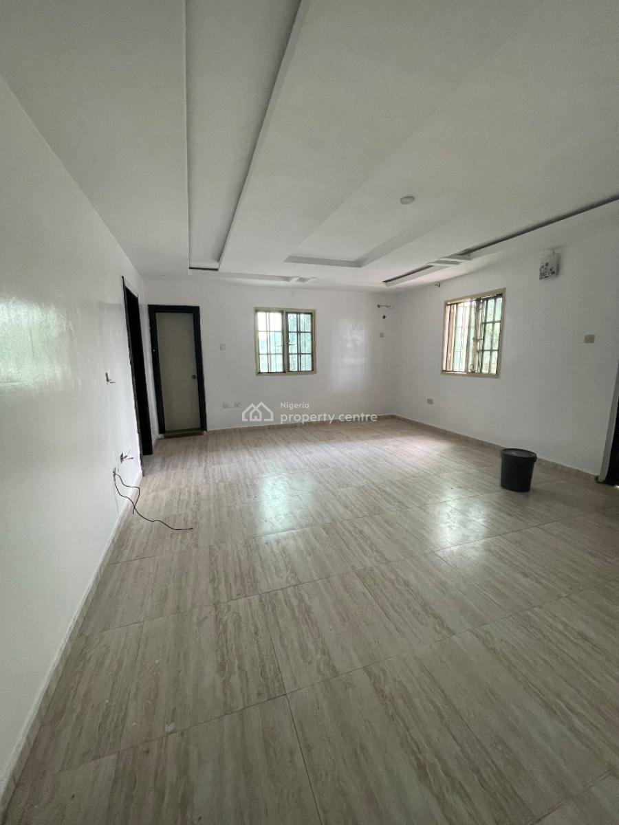 Very Nice Spacious 2 Bedroom Flat, Upstairs, Balogun Estate, Sangotedo, Ajah, Lagos, Flat / Apartment for Rent