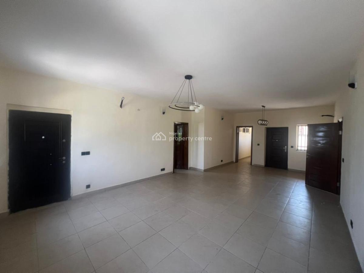 3 Bedroom Apartment, Right Hand Side, Lekki Phase 1, Lekki, Lagos, Flat / Apartment for Rent