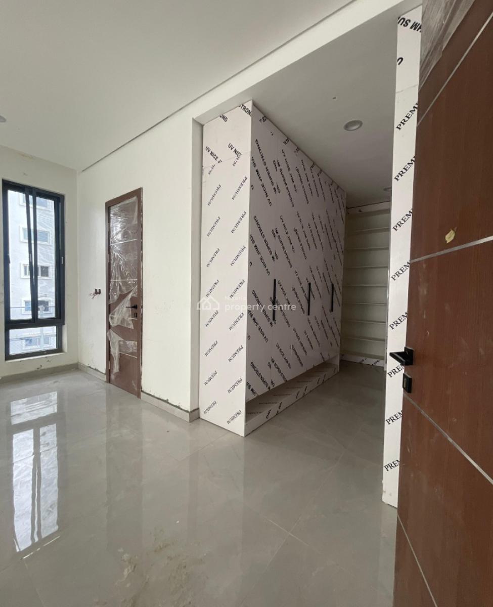 Spacious  6 Bedroom Fully  Detached Duplex with Pool, Gym, Study Room,, Old Ikoyi, Ikoyi, Lagos, Detached Duplex for Sale