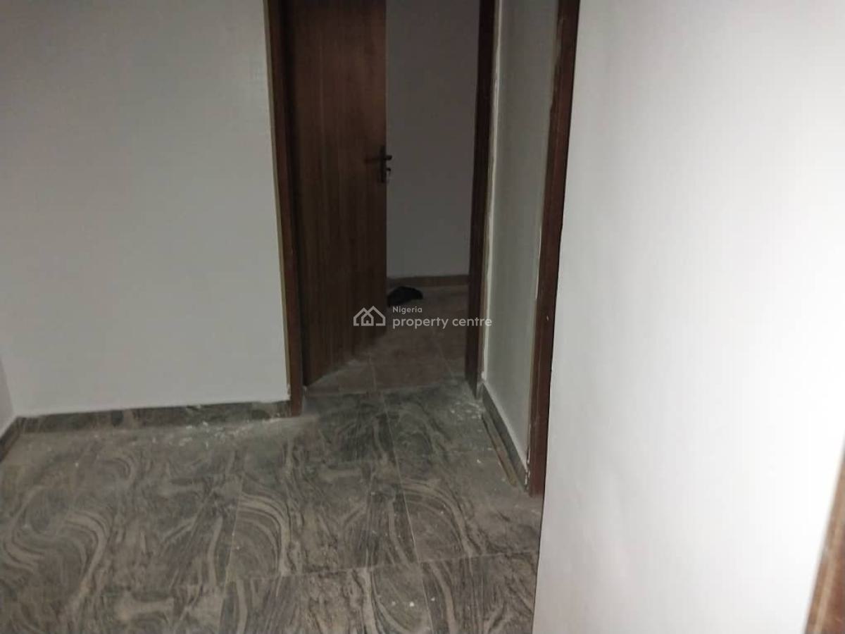 a Well Finished Flats with a Maid Room Attached, Soluyi, Gbagada, Lagos, Flat / Apartment for Sale