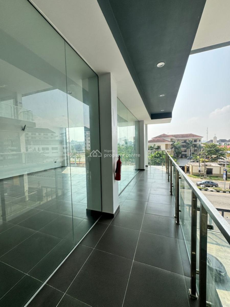 134sqm Commercial Space (2nd Floor), Lekki Phase 1, Lekki, Lagos, Commercial Property for Rent