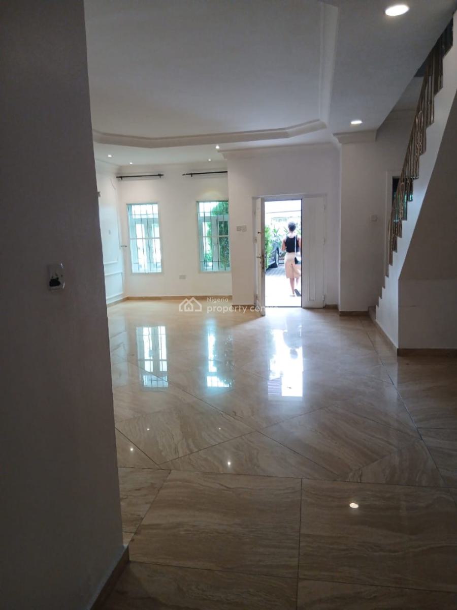 Serviced Luxury 4 Bedroom Apartment with One Room Bq, Onikoyi, Ikoyi, Lagos, Flat / Apartment for Rent