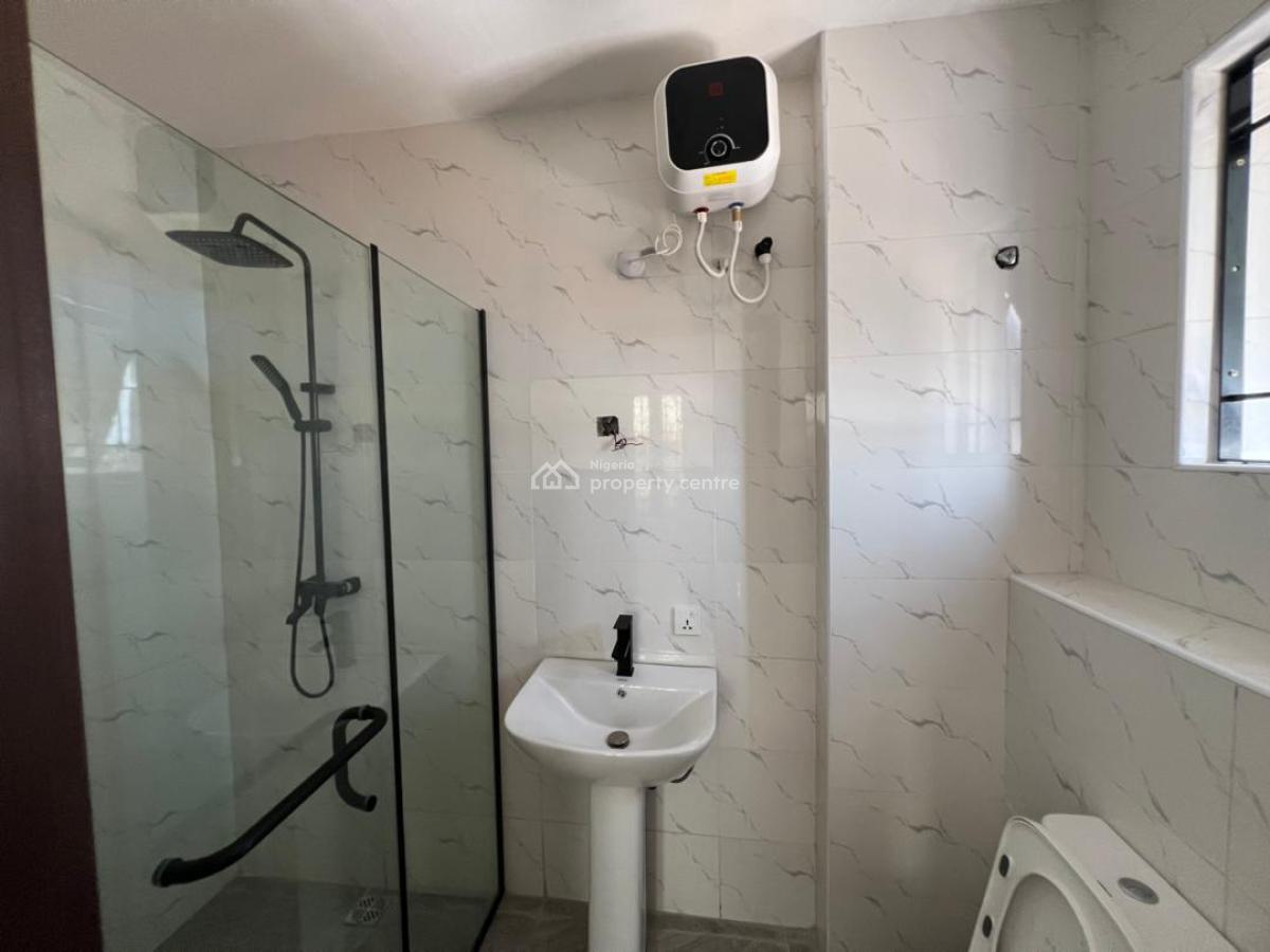 3 Bedroom Apartment, Right Hand Side, Lekki Phase 1, Lekki, Lagos, Flat / Apartment for Rent