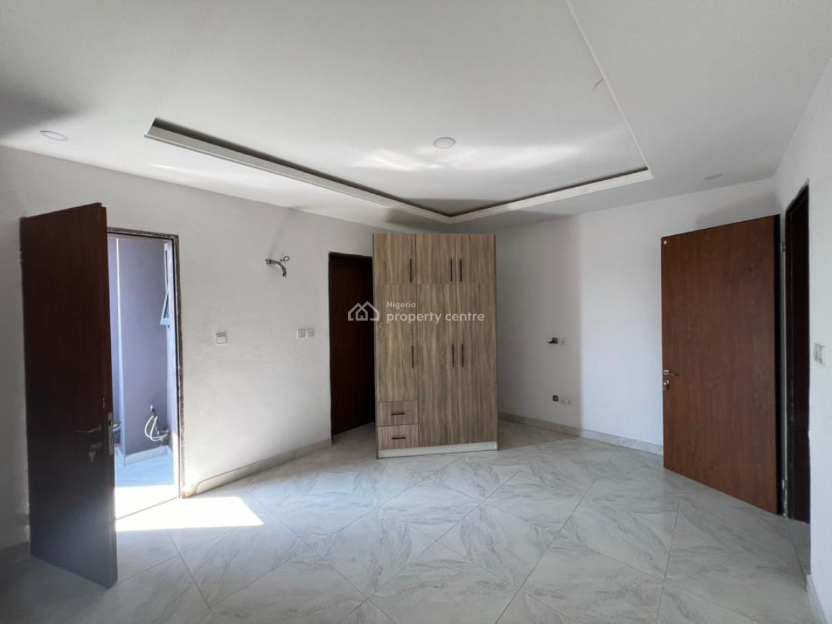 3 Bedroom Apartment, Right Hand Side, Lekki Phase 1, Lekki, Lagos, Flat / Apartment for Rent