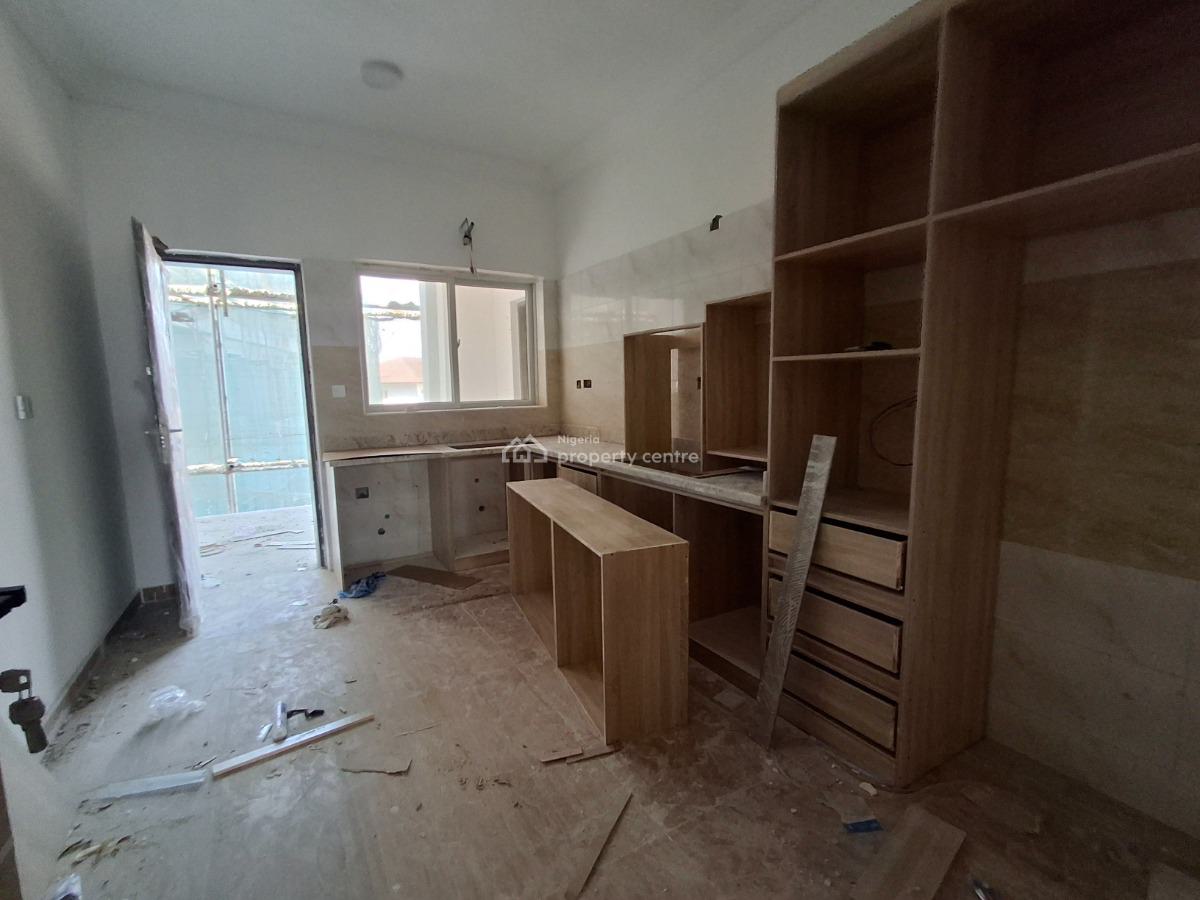2 Bedroom Maisonette with Bq, Lekki Phase 1, Lekki, Lagos, House for Sale