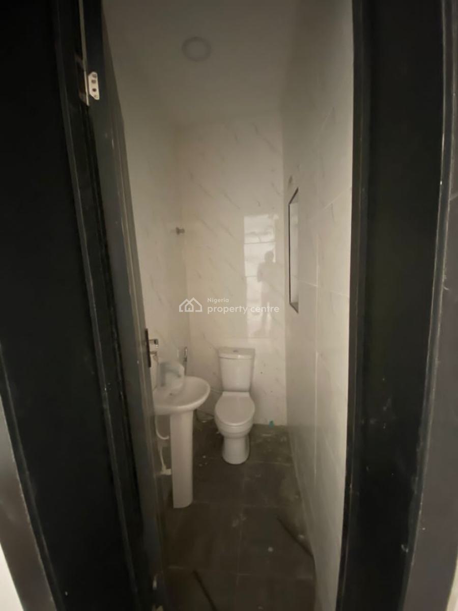 Exquisite 2 Bedroom Apartment, Salem, Lekki Phase 1, Lekki, Lagos, Flat / Apartment for Sale