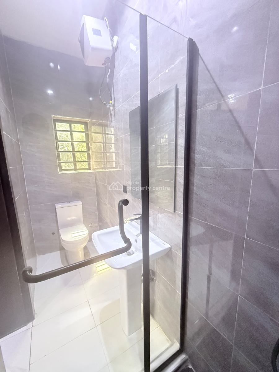 Luxury 3-bedroom Apartment Available, Lekki Phase 1, Lekki, Lagos, Flat / Apartment for Sale