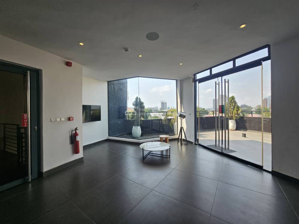 Luxury 3 Bedrooms Flat with Bq,gym,elevator. Etc, Off Queens Drive., Old Ikoyi, Ikoyi, Lagos, Flat / Apartment for Rent