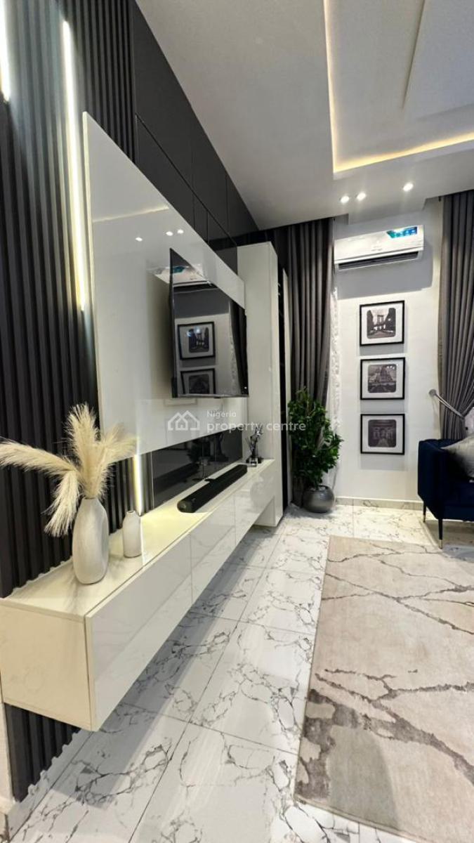 2 Bedroom Apartment, Lekki Phase 1, Lekki, Lagos, Flat / Apartment for Sale