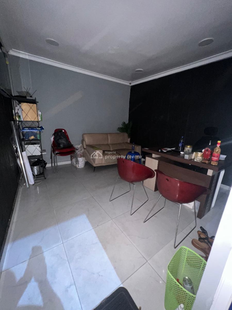 Shop Space Ground Floor Facing Road, Off Admiralty Way, Lekki Phase 1, Lekki, Lagos, Shop for Rent