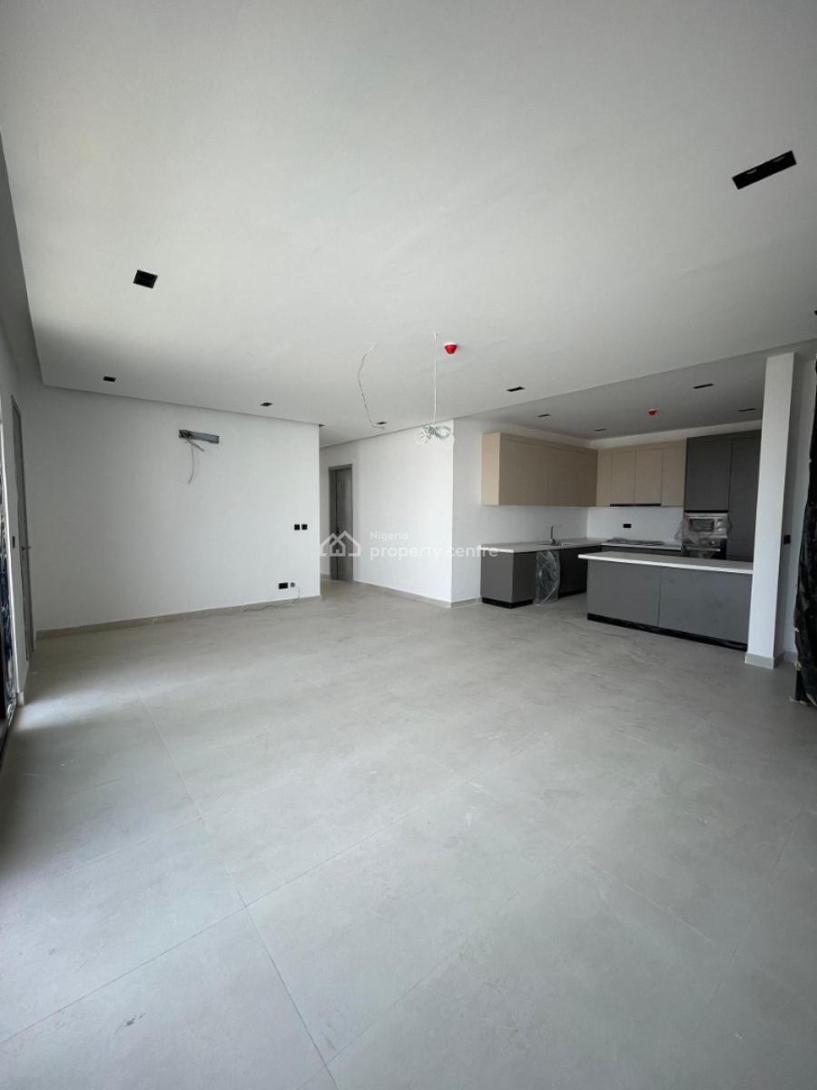 Spacious 2 Bedroom, Lekki Phase 1, Lekki, Lagos, Flat / Apartment for Sale