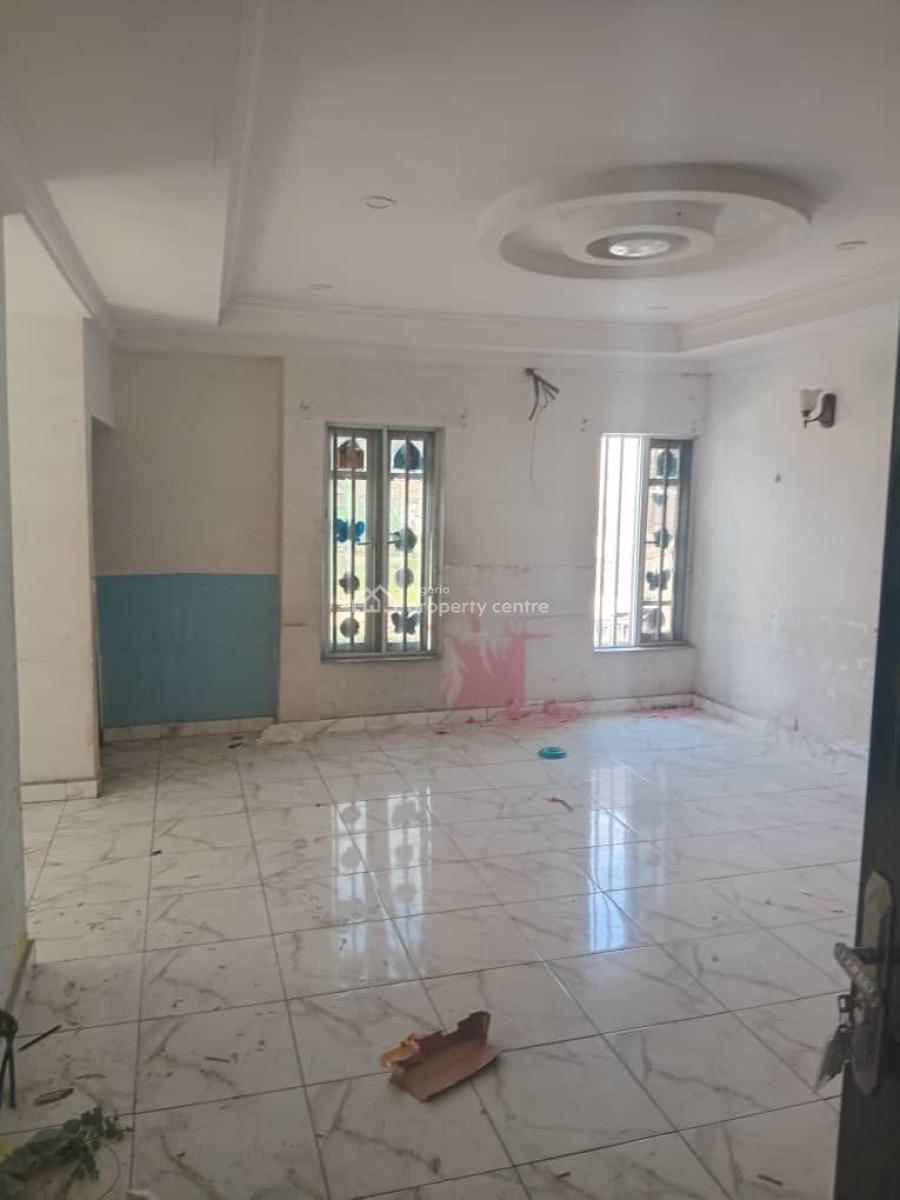 Master Bedroom Available Upstairs, Royal View  Estate Opposite Mega Chicken, Lekki Expressway, Lekki, Lagos, Mini Flat (room and Parlour) for Rent