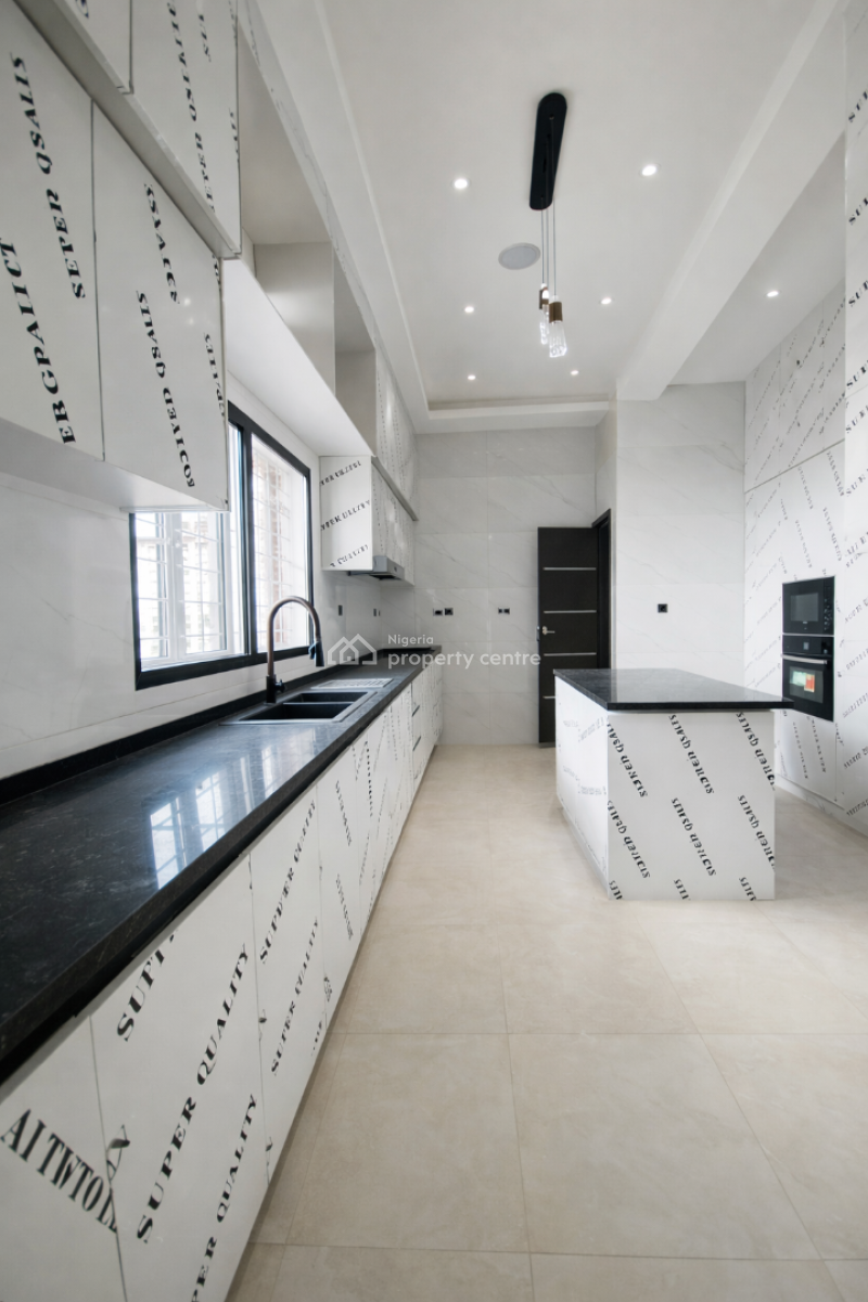 Luxury 6- Bedroom Semi-detached Duplex with Bq, Guzape District, Abuja, Semi-detached Duplex for Sale