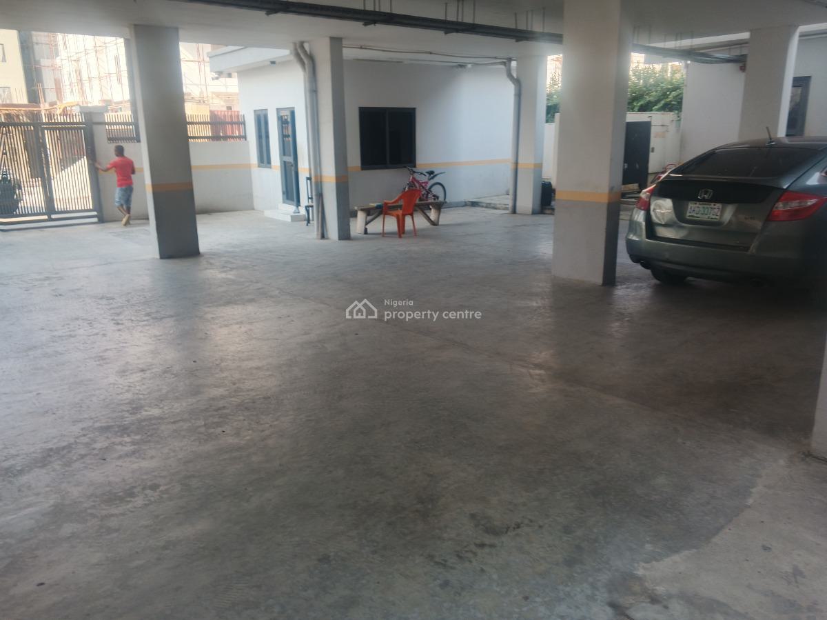 3 Bedrooms Tastefully Finished 6th Floor Apartment, Off White Sands Avenue, Lekki Phase 1, Lekki, Lagos, Flat / Apartment for Sale