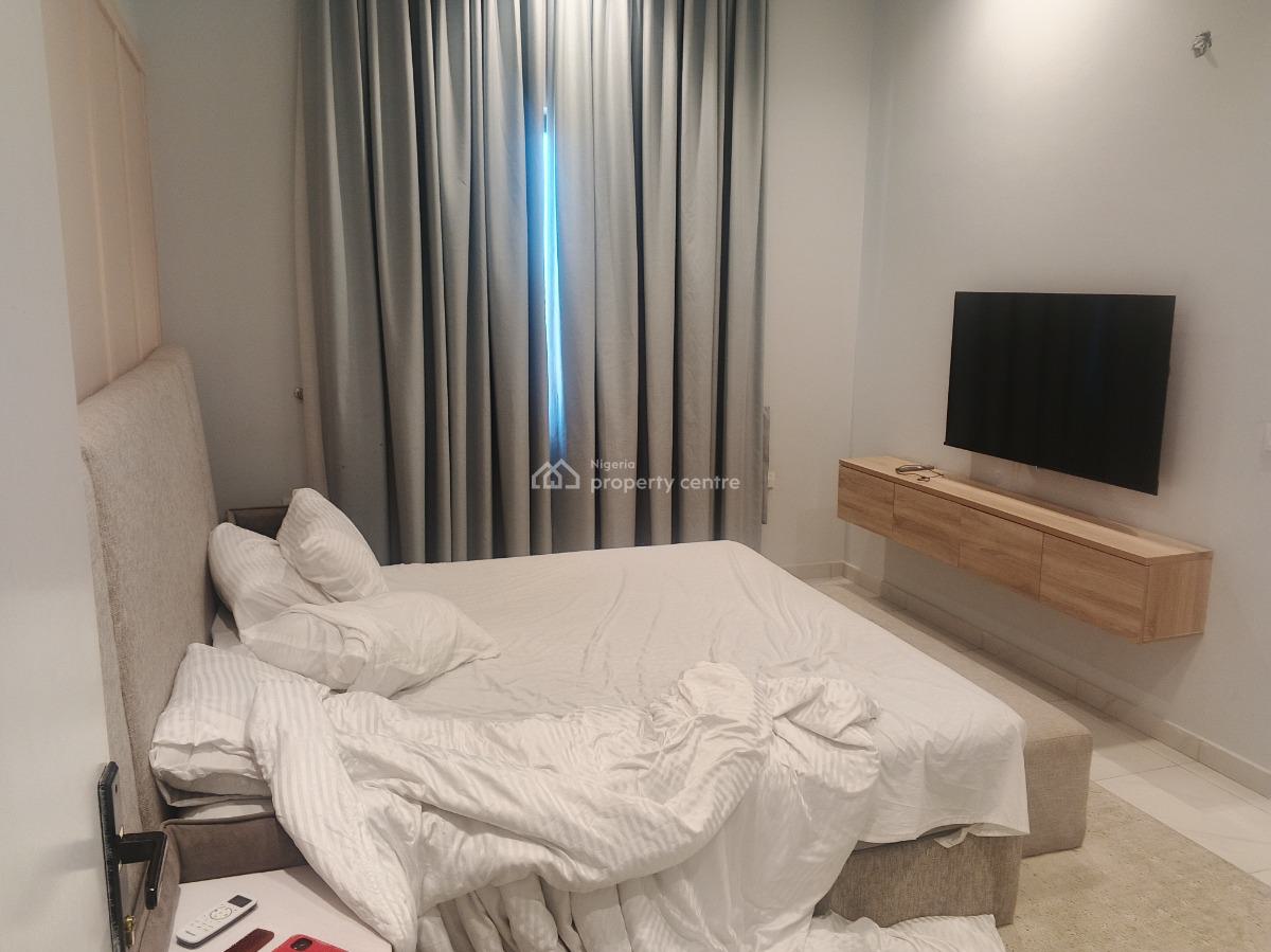 3 Bedrooms Tastefully Finished 6th Floor Apartment, Off White Sands Avenue, Lekki Phase 1, Lekki, Lagos, Flat / Apartment for Sale