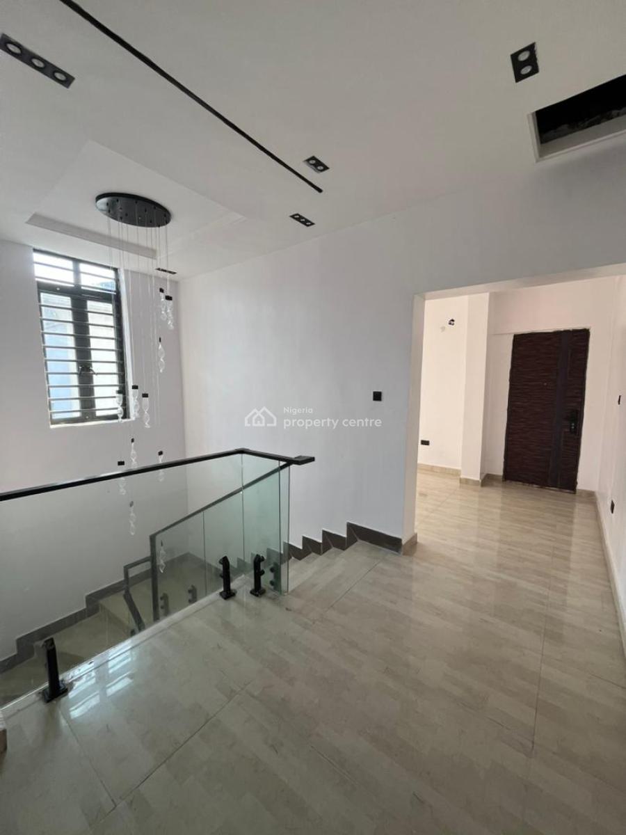 Exquisite 5 Bedroom Semi-detached Duplex with Bq Pool, Lekki Phase 1, Lekki, Lagos, Semi-detached Duplex for Rent