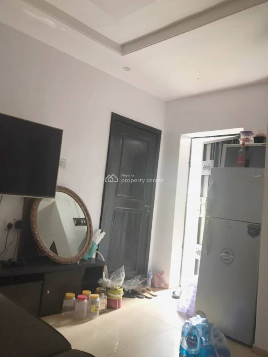 Mini Flat, Lekki Phase 1, Lekki, Lagos, Mini Flat (room and Parlour) for Rent