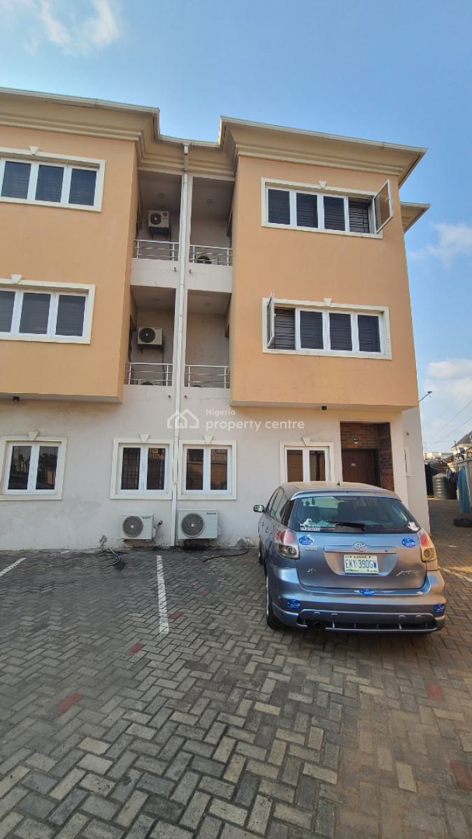Serviced 4 Bedroom Duplex Available, Adelabu, Surulere, Lagos, Terraced Duplex for Sale