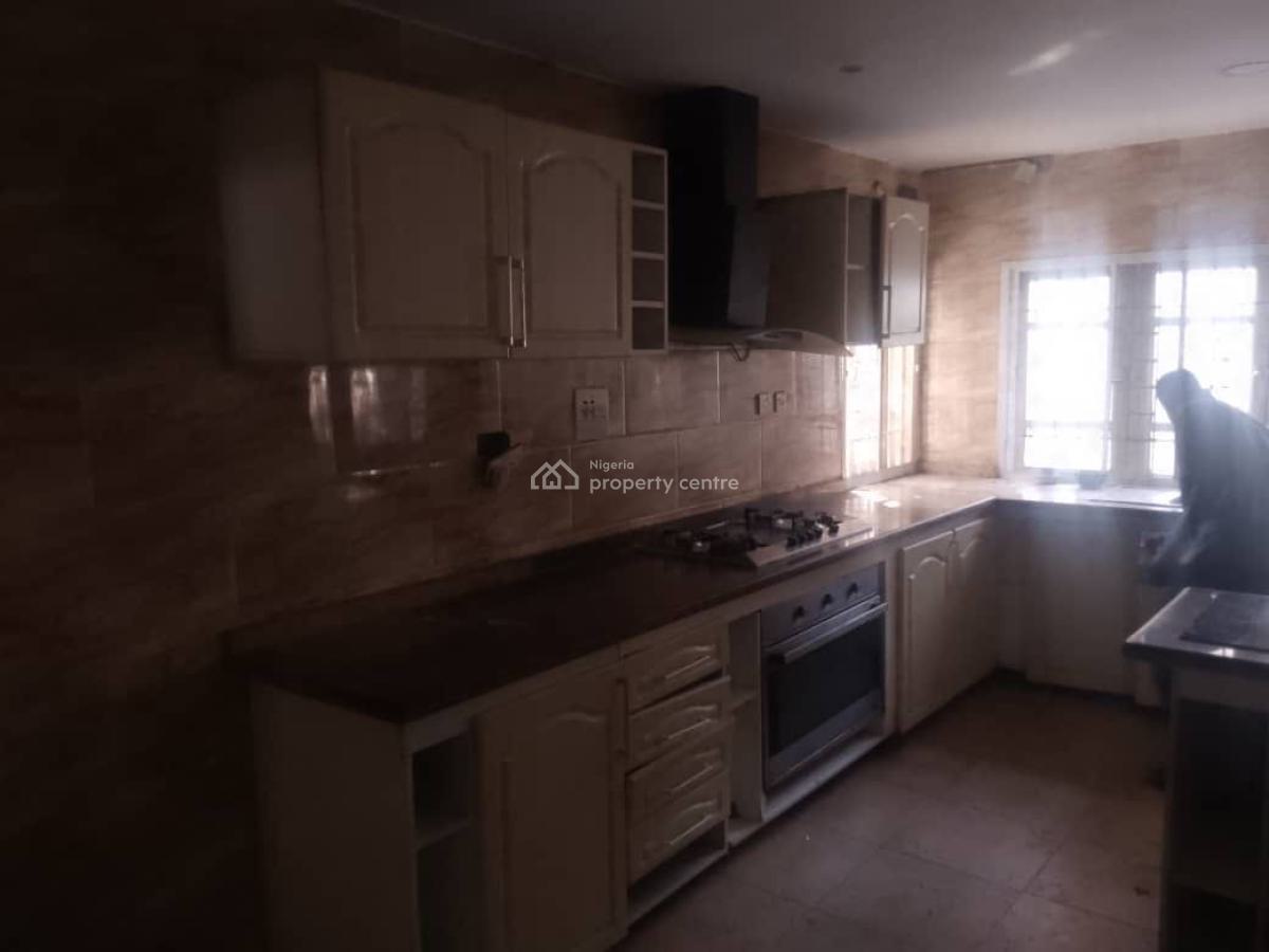 Spacious 5 Bedroom, Lekki Phase 1, Lekki, Lagos, Detached Duplex for Rent