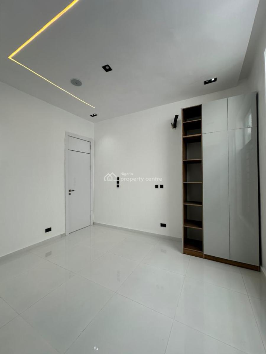 3 Bedroom Office Space, Itumo Ogbonna Street, Lekki Phase 1, Lekki, Lagos, Office Space for Rent