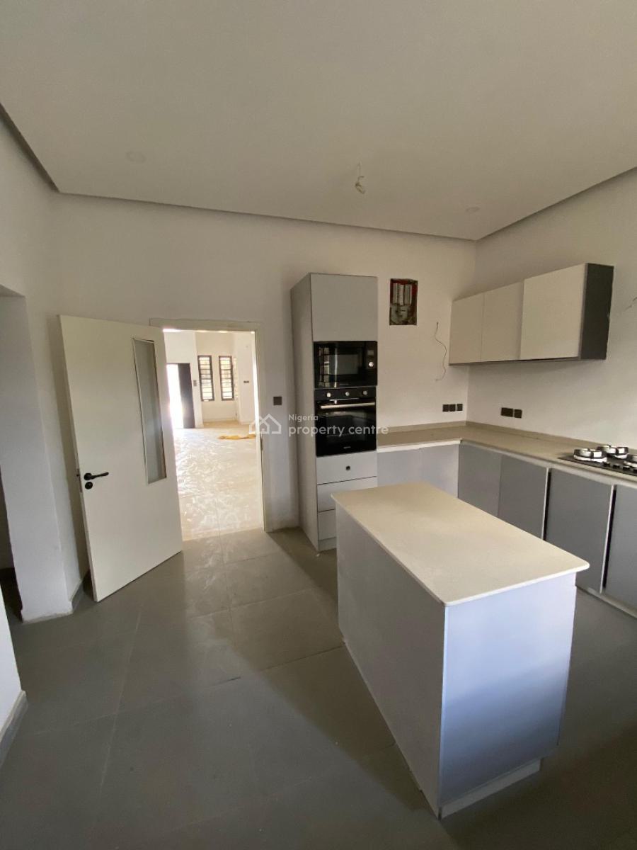 Standard and Spacious 4 Bedroom Duplex, Royal Palmcourt,ado Road, Ajah, Lagos, Terraced Duplex for Rent