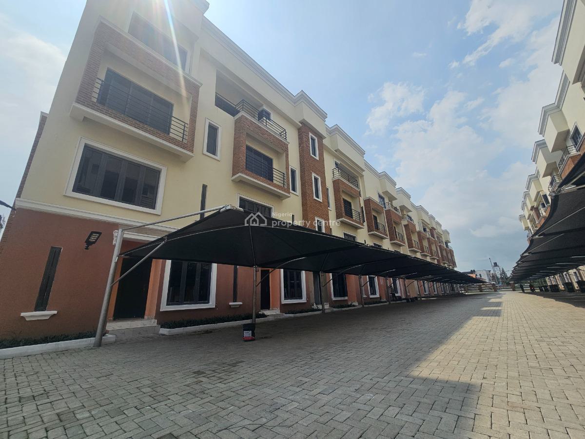 Serviced 4 Bedrooms Terraced House with Bq, Lekki Phase 1, Lekki, Lagos, Terraced Duplex for Rent