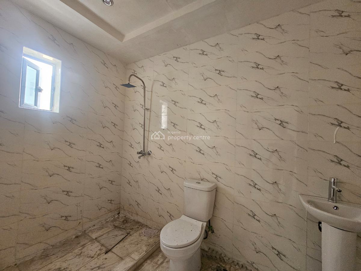 Serviced 4 Bedrooms Terraced House with Bq, Lekki Phase 1, Lekki, Lagos, Terraced Duplex for Rent