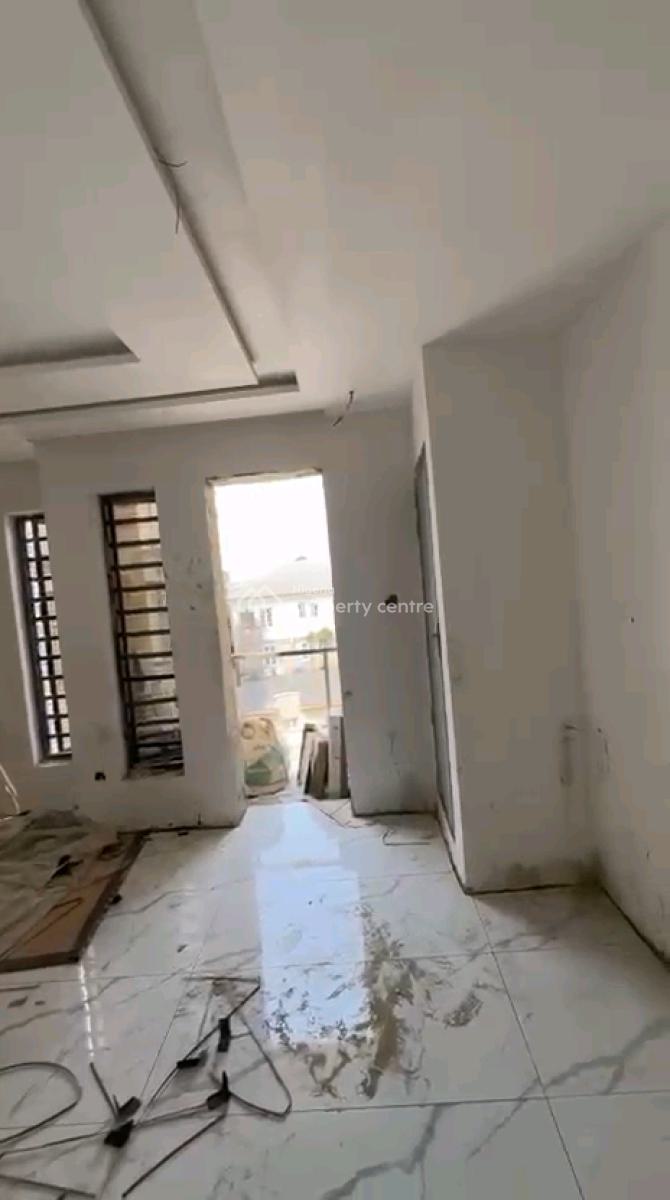 Newly Built and Standard 2 Bedroom Pent House, Akoka, Yaba, Lagos, Flat / Apartment for Sale